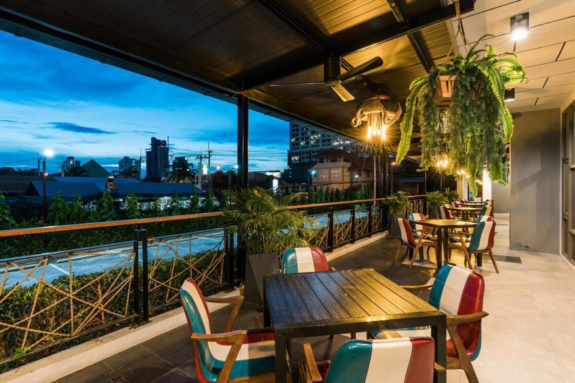 T Pattaya Hotel By Pcl Dış mekan fotoğraf